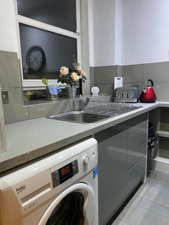 St Margaret'S Loch Apartment Единбург Екстериор снимка