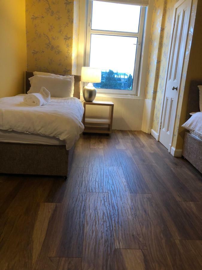 St Margaret'S Loch Apartment Единбург Екстериор снимка
